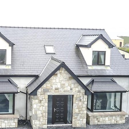 فيلا إنيسكرونفي House By The Sea & Golf Course المظهر الخارجي الصورة